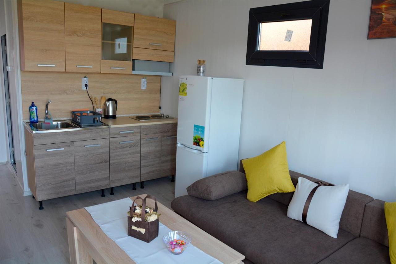 Hotel Къщички Поляните Sinemoretz Esterno foto